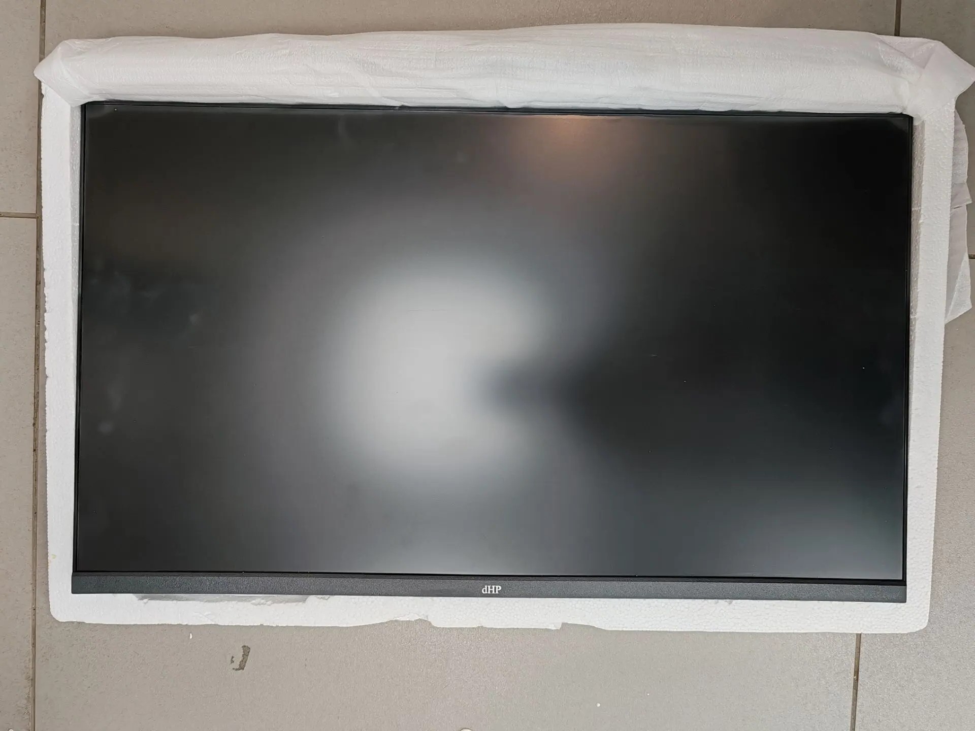 Монитор DHP CMD 4209, 24", 1920х1080, белый-1