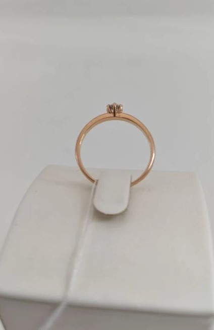 Кольцо золотое 585 пробы с бриллиантом