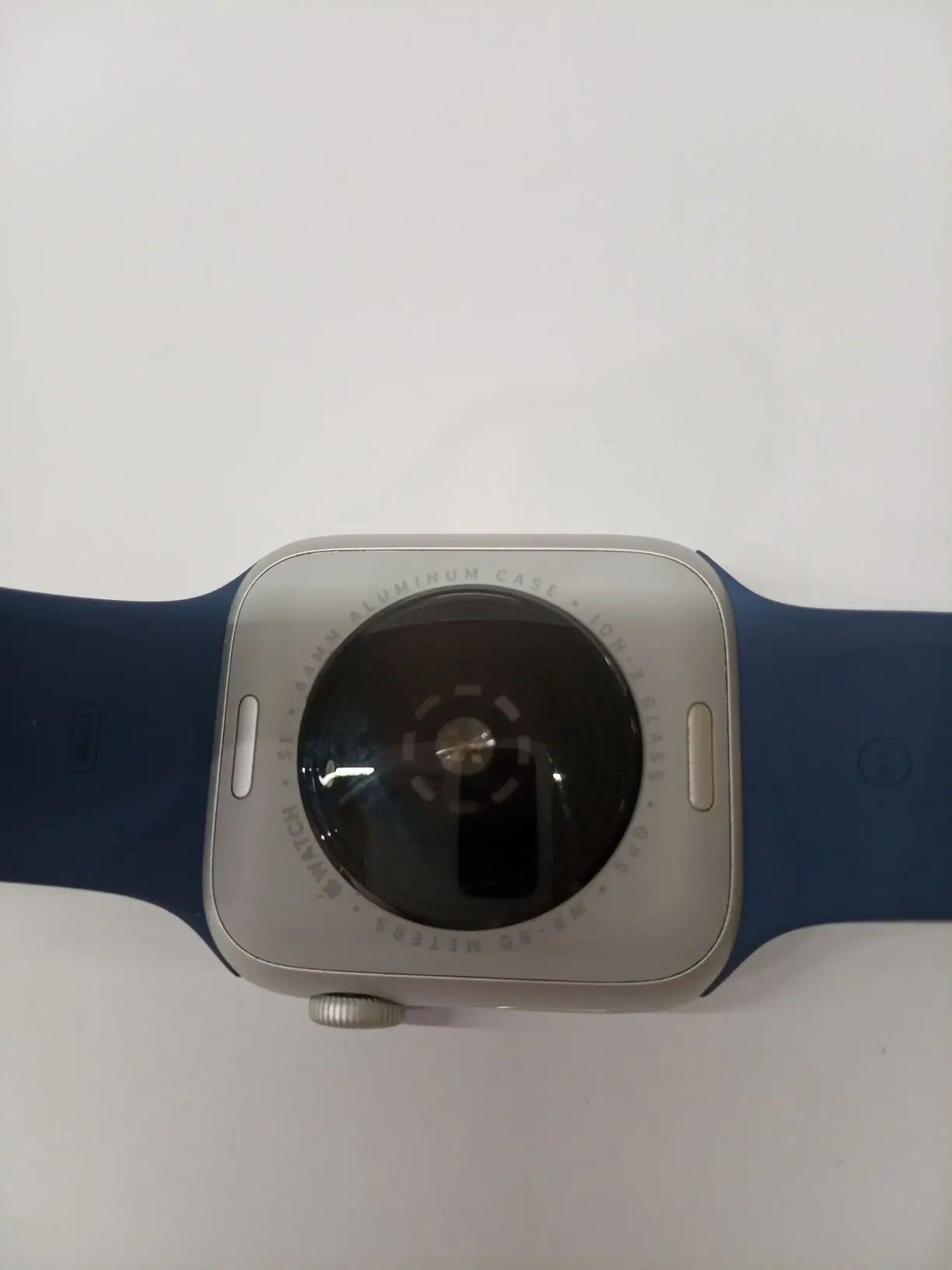 Смарт-часы Apple Watch SE 2nd 44 mm, серебристый