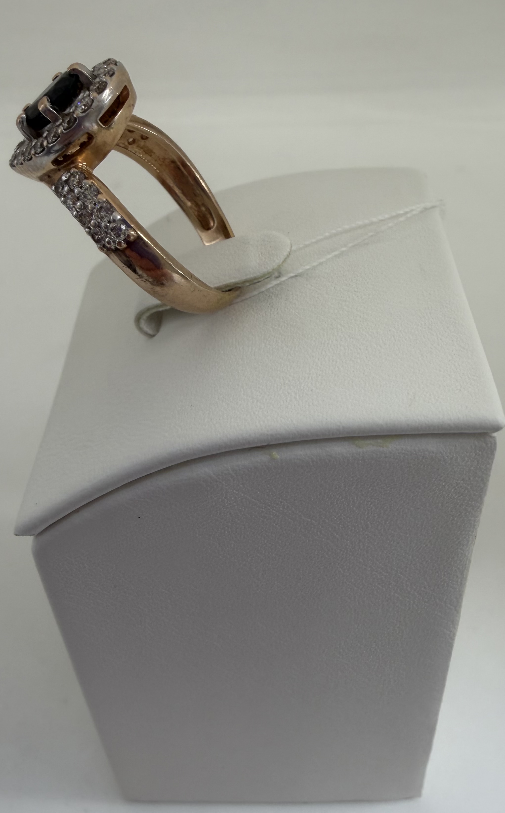 Кольцо с бриллиантами, золото 585 пробы, 4, 98 гр.