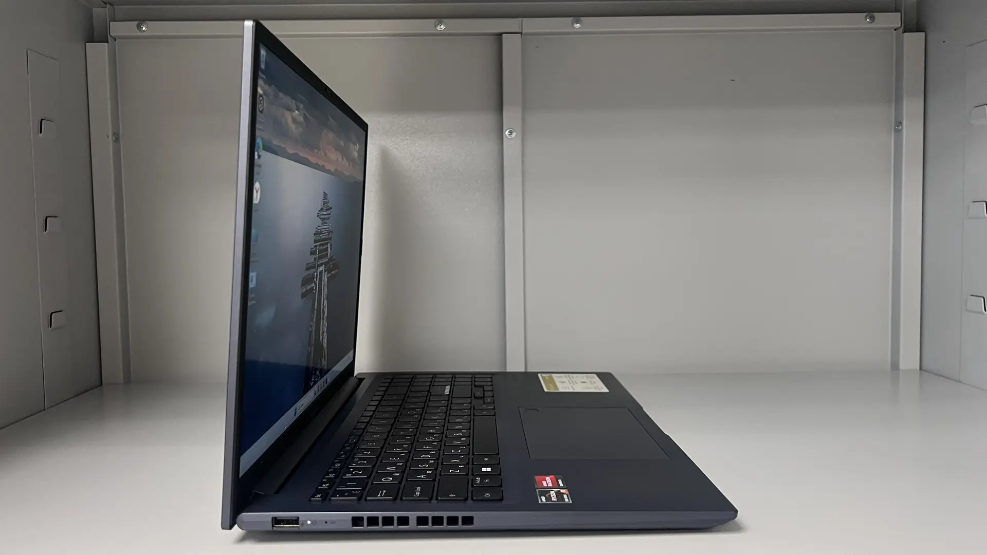 Ноутбук ASUS VivoBook 16X M1603QA, серый, 16", 16 ГБ ОЗУ, 512 ГБ SSD