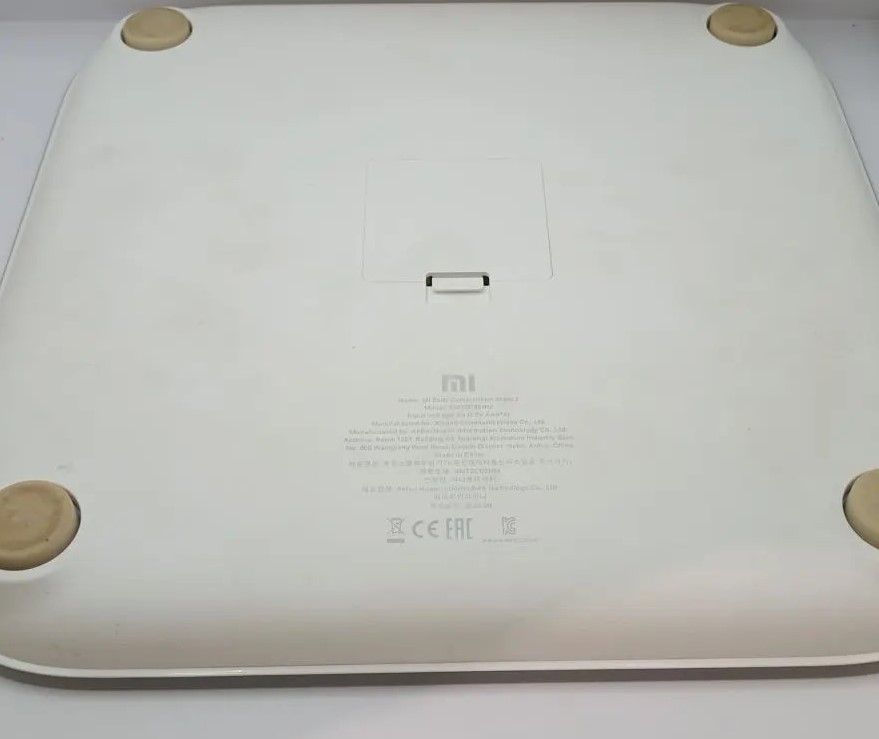 Напольные весы Xiaomi Mi Body Composition Scale 2, белые