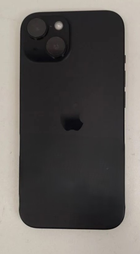 Смартфон Apple iPhone 15, 128 ГБ, чёрный