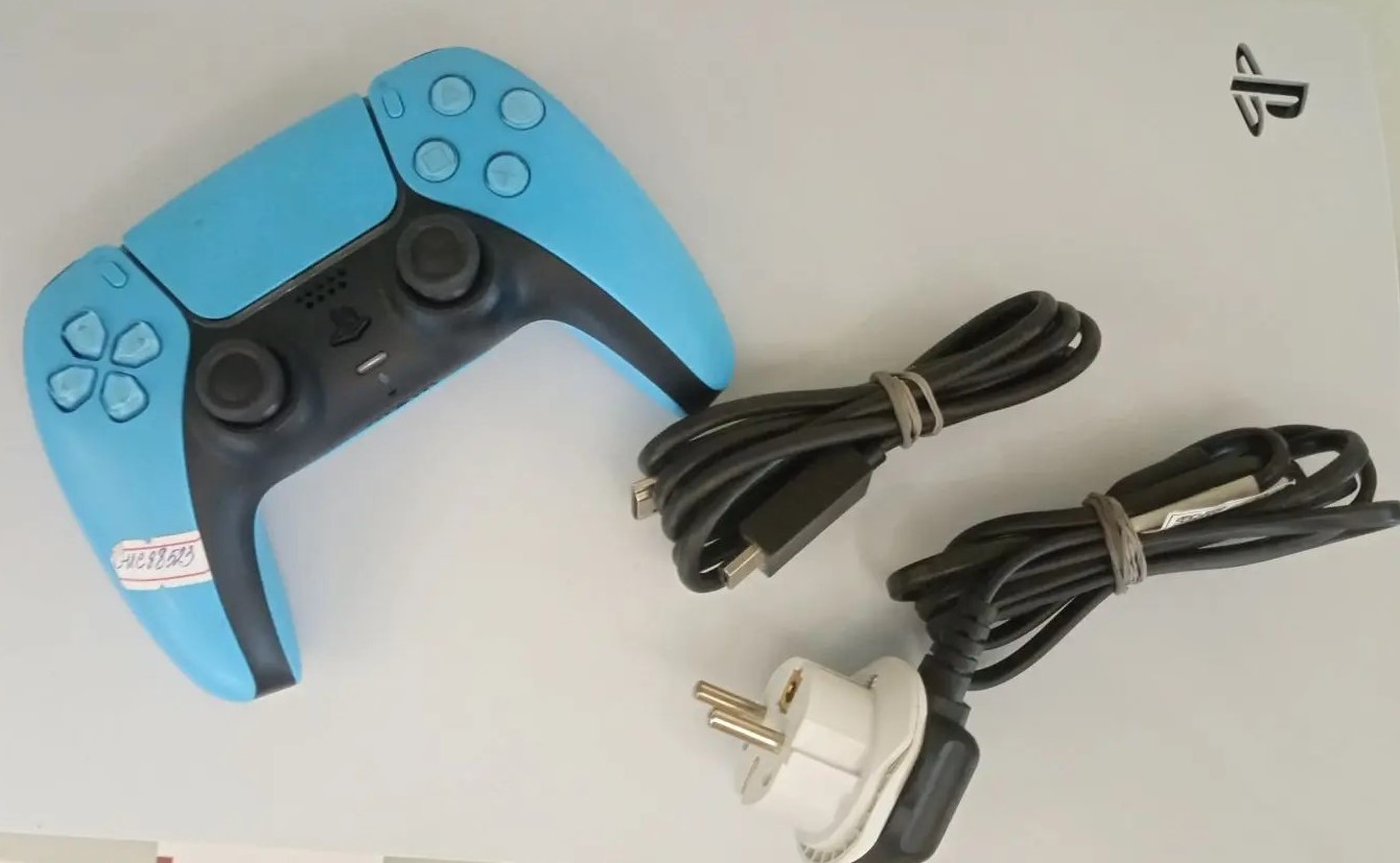 Игровая приставка PlayStation 5 CFI-1216A