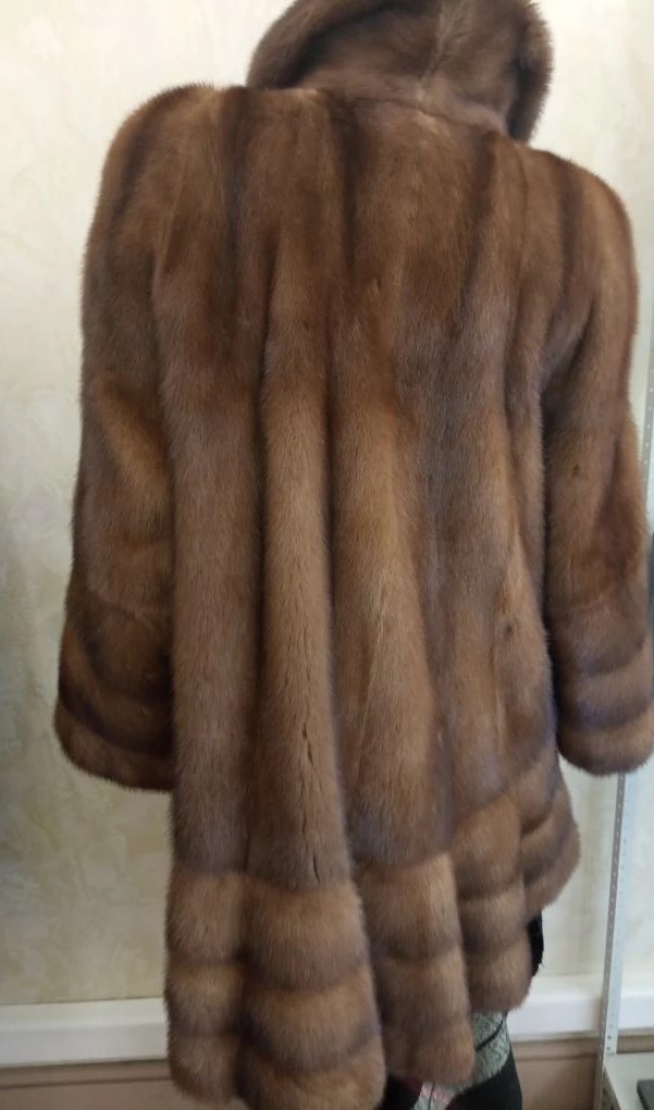 Шуба, норка,  коричневый, р. 54, длина 95 см