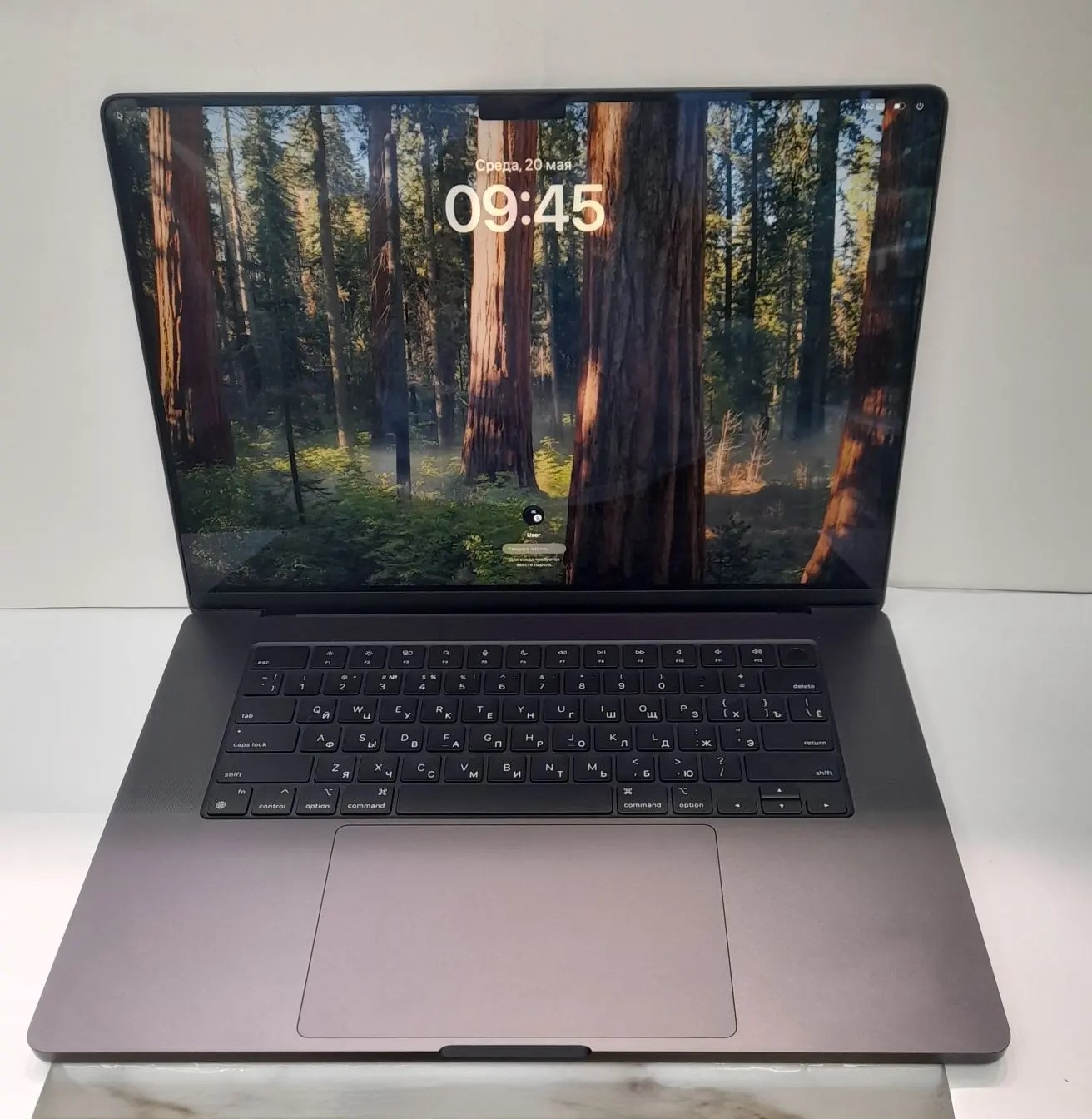 Ноутбук Apple MacBook Pro 16", M3 Pro, 18/512 ГБ, Midnight-2