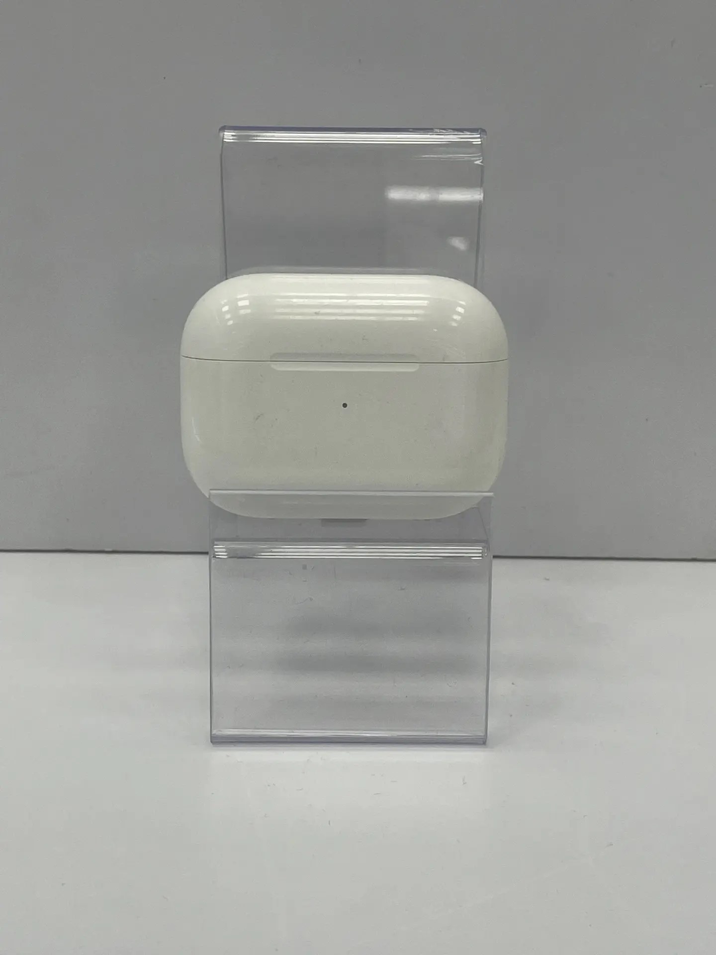Беспроводные наушники Apple AirPods Pro 2nd, белые-1