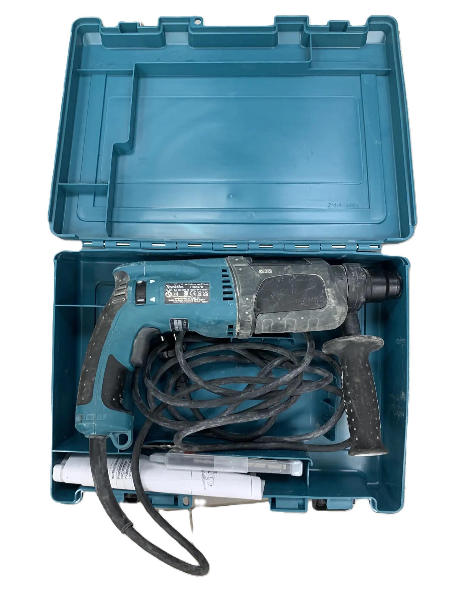 Перфоратор Makita HR2470, в комплекте кейс и набор буров-1