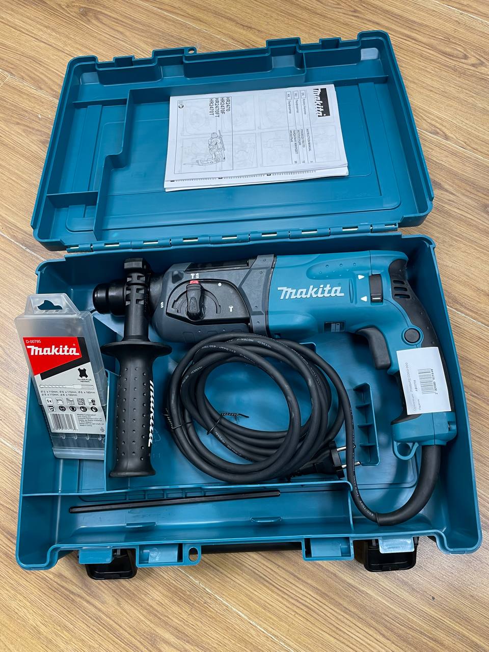 Перфоратор Makita HR2470, в комплекте кейс и ручка-1