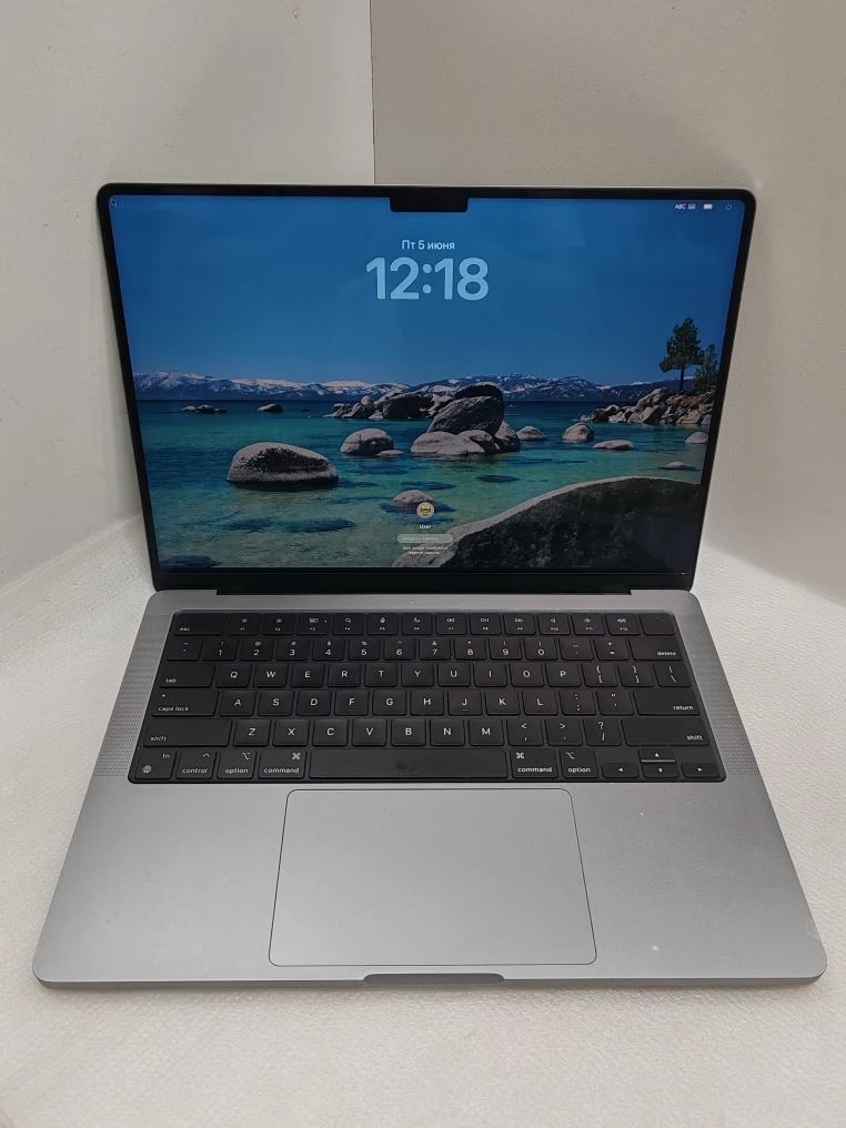 Ноутбук Apple MacBook Pro 14" (2023), M3, 8/512 ГБ, серый космос-1