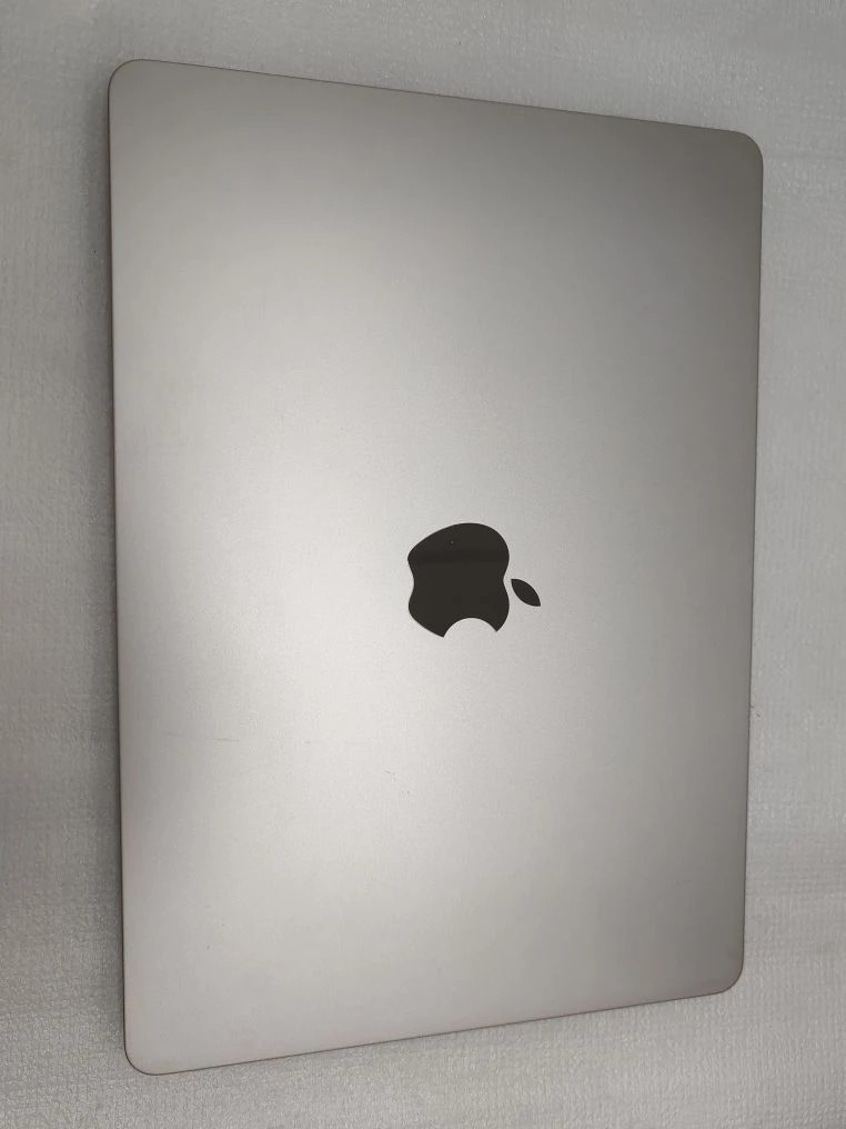 Ноутбук Apple MacBook Air 13", M3, 8/256 ГБ, Star Light
