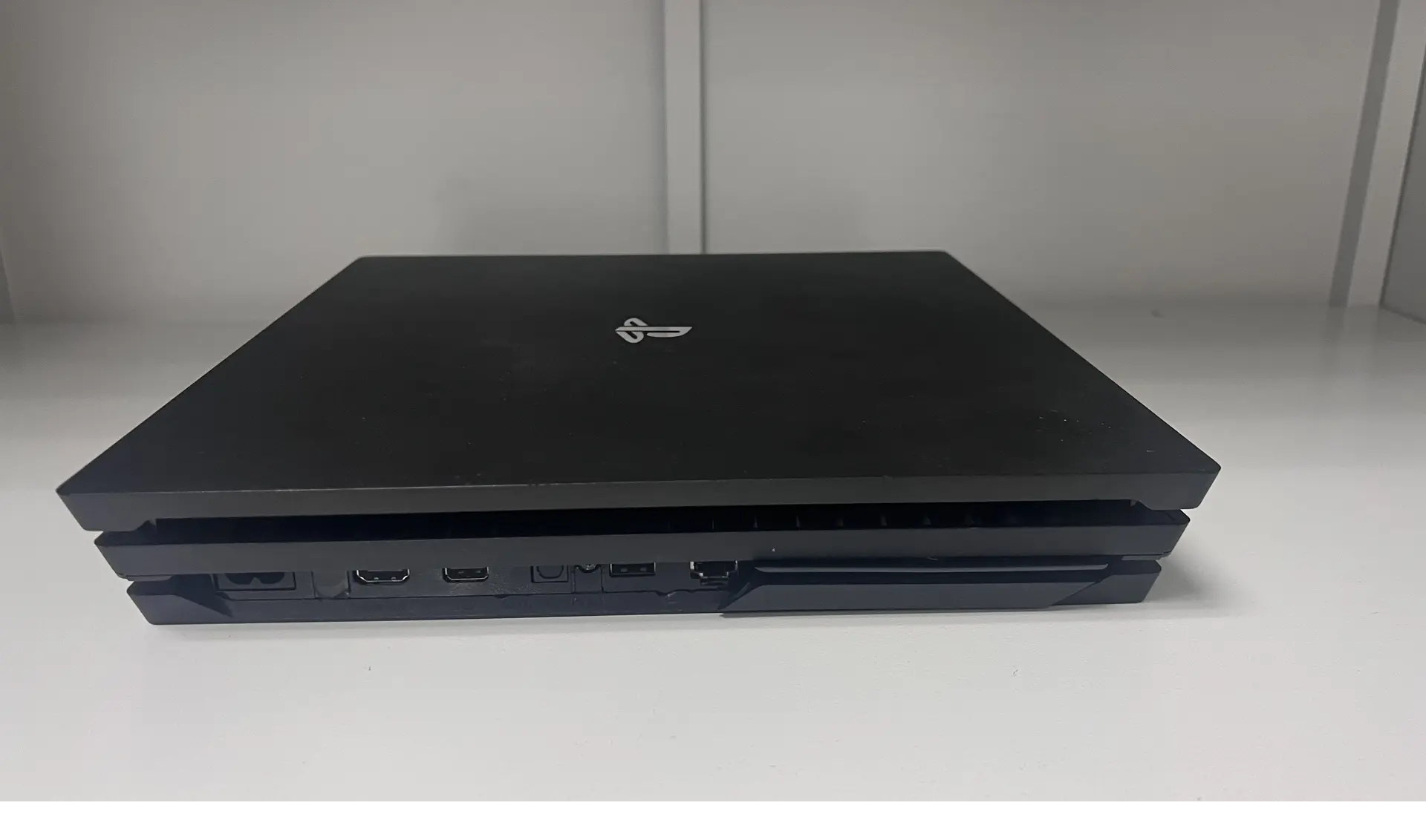 Игровая приставка Sony PlayStation 4 Pro 500 ГБ