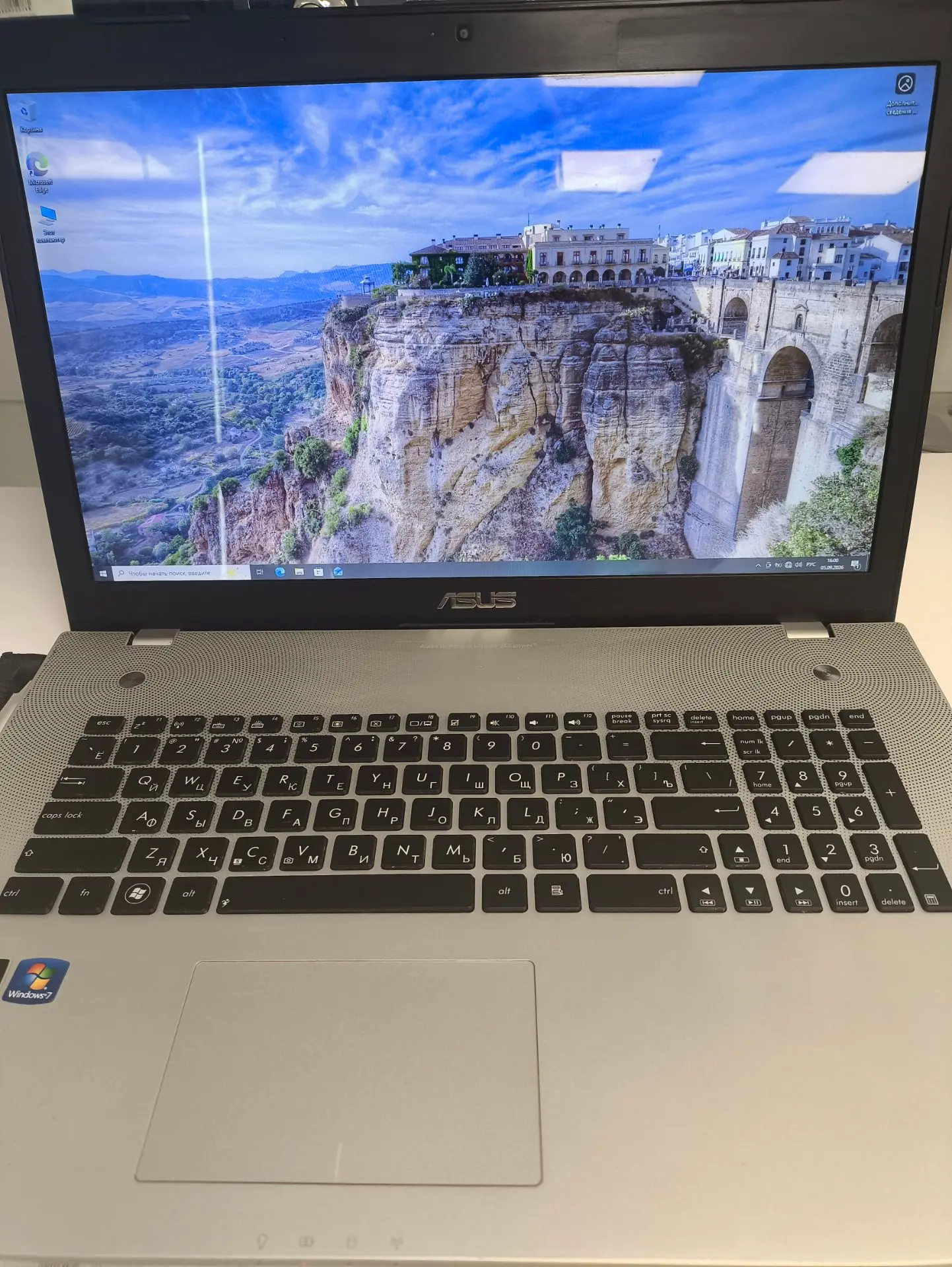 Ноутбук ASUS N76VZ, чёрный, 17.3", Intel Core i7, 8 ГБ ОЗУ, 1 ТБ HDD-1