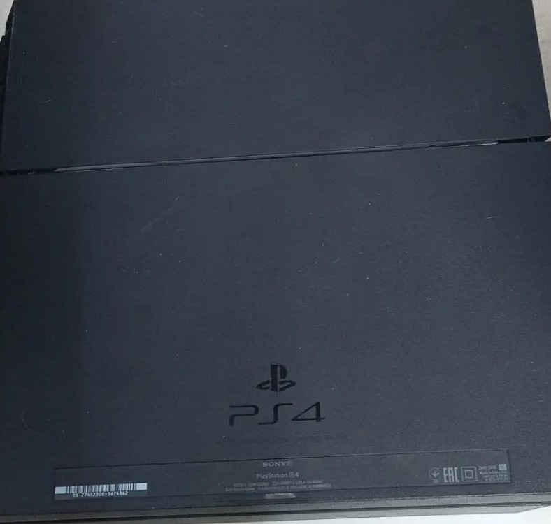 Игровая приставка Sony PlayStation 4 CUH-1208B 500 ГБ, чёрная-1
