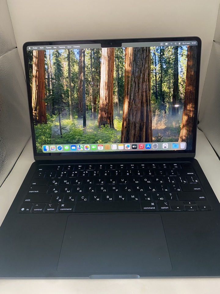 Ноутбук Apple MacBook Air 13", M4, 16/256 ГБ, Midnight-1