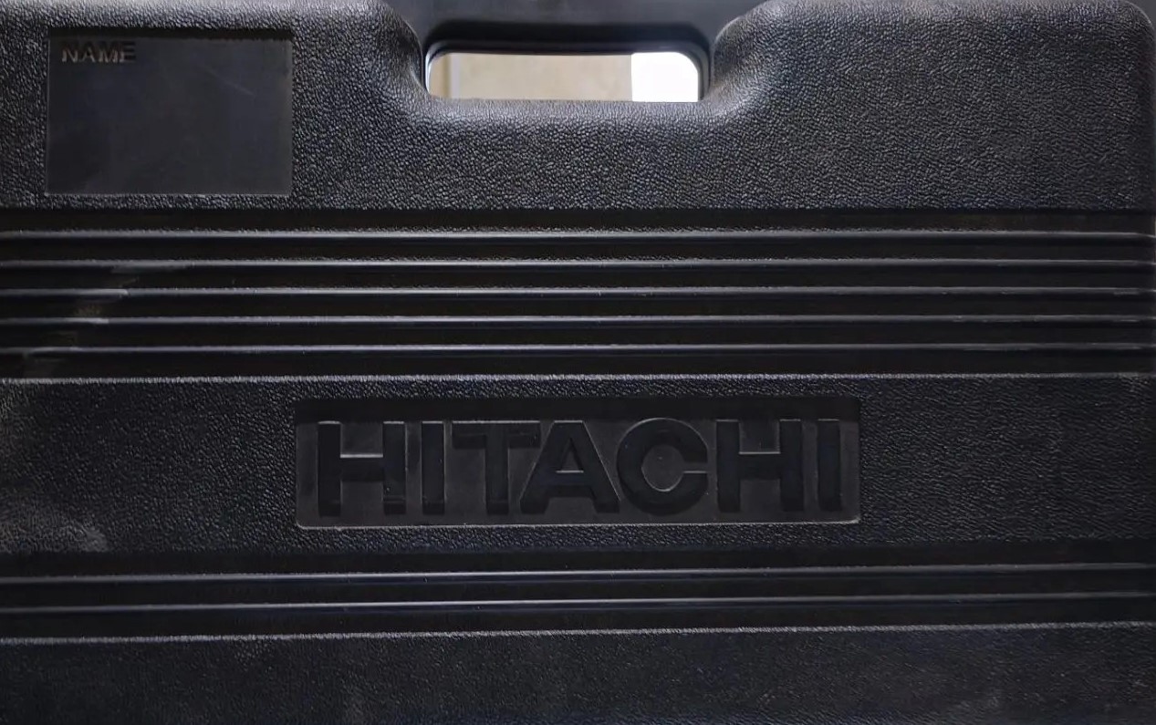 Шуруповёрт HITACHI DS12DVF3-4