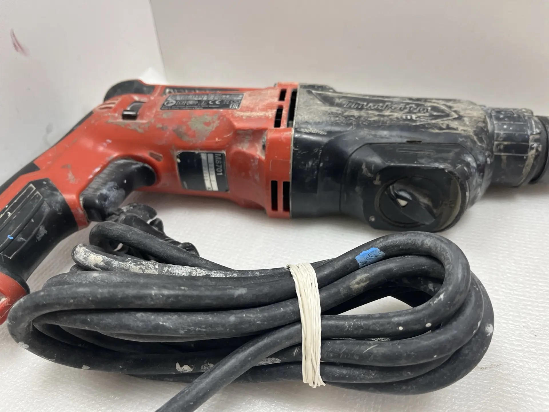 Перфоратор Makita M8701-1