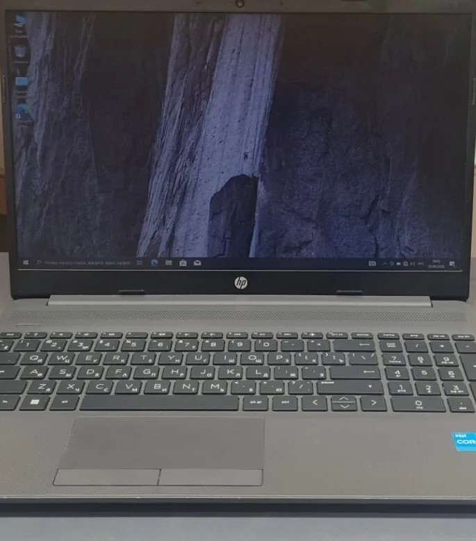 Ноутбук Hp 250 G8 серый 15,6". S/N: CND1517548. Intel Core i3-1115G4, 3.00GHz, ОЗУ 4Gb, SSD 128Gb-1