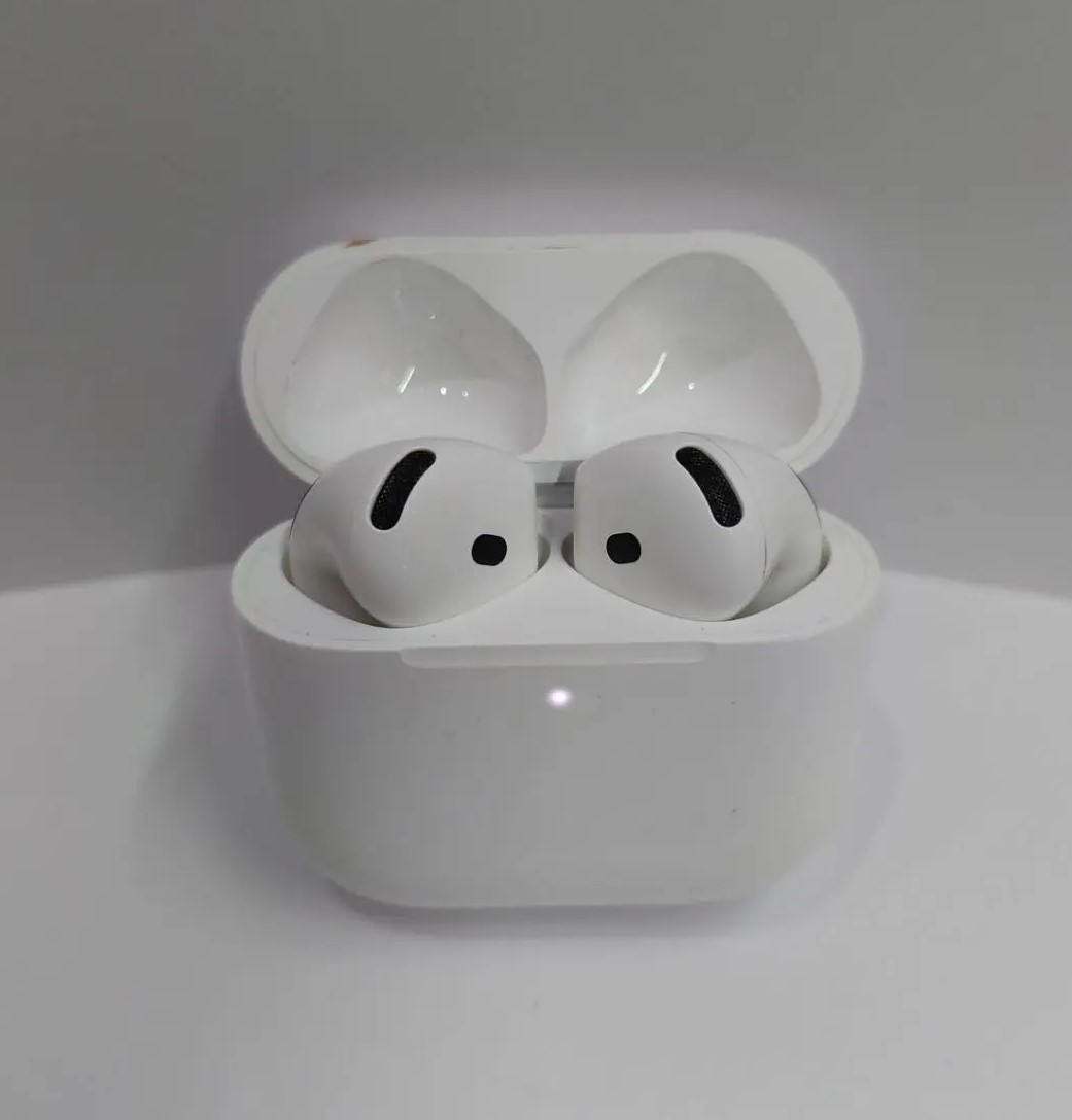 Наушники/Apple/Airpods 4, (ANC) коробка, хорошее состояние-1