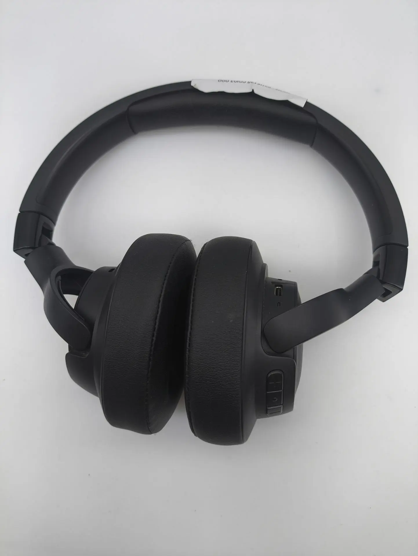 Беспроводные наушники JBL TUNE 720BT, чёрные-1