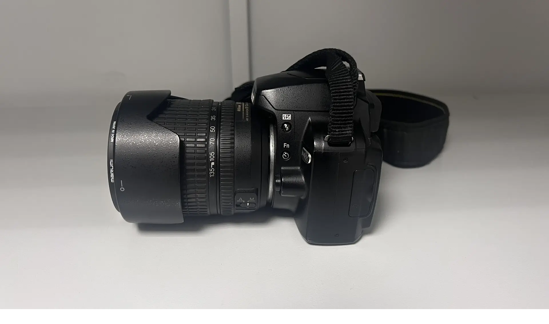 Фотоаппарат Nikon с комплектом аксессуаров