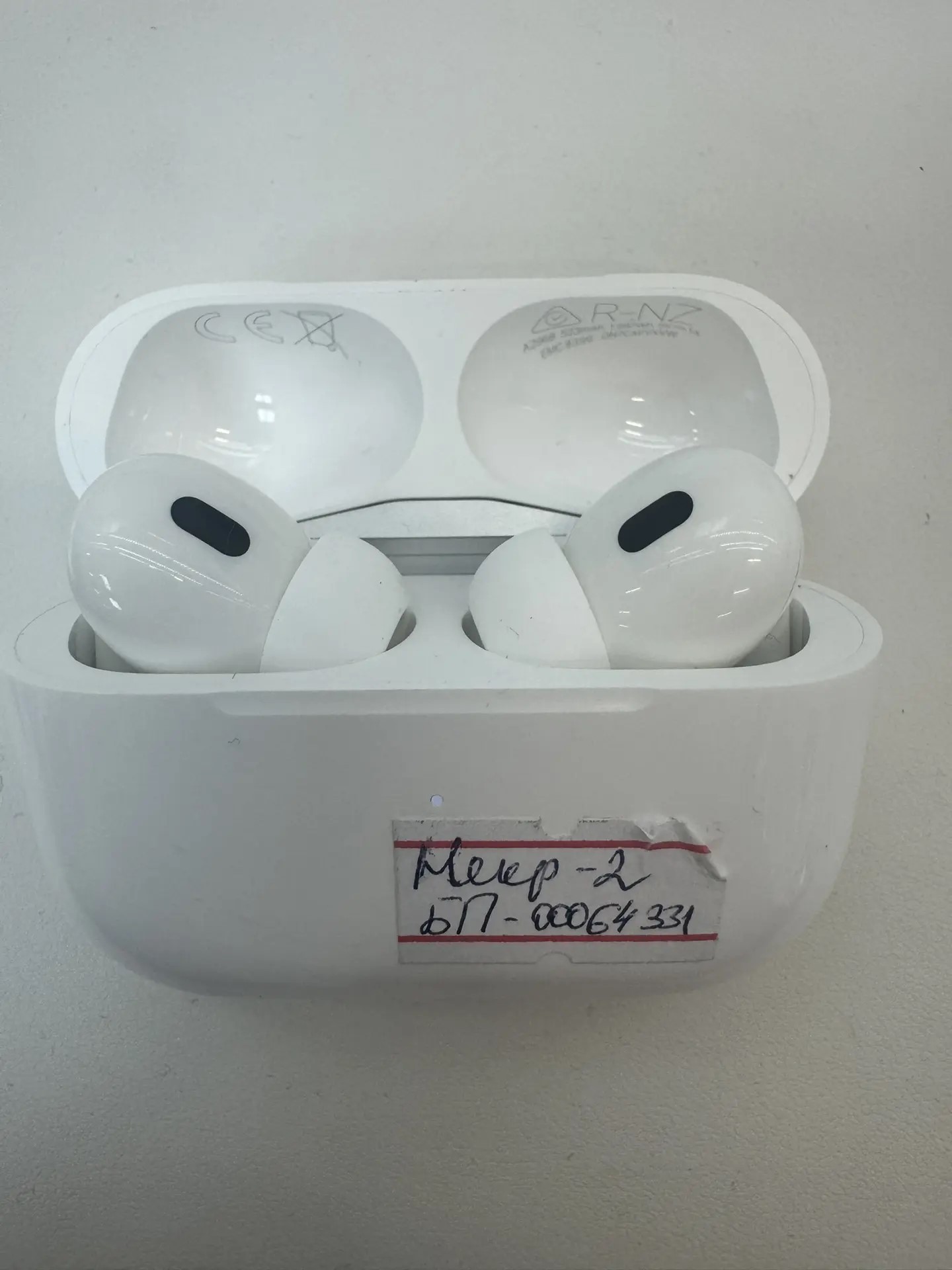 Беспроводные наушники Apple AirPods Pro A3048