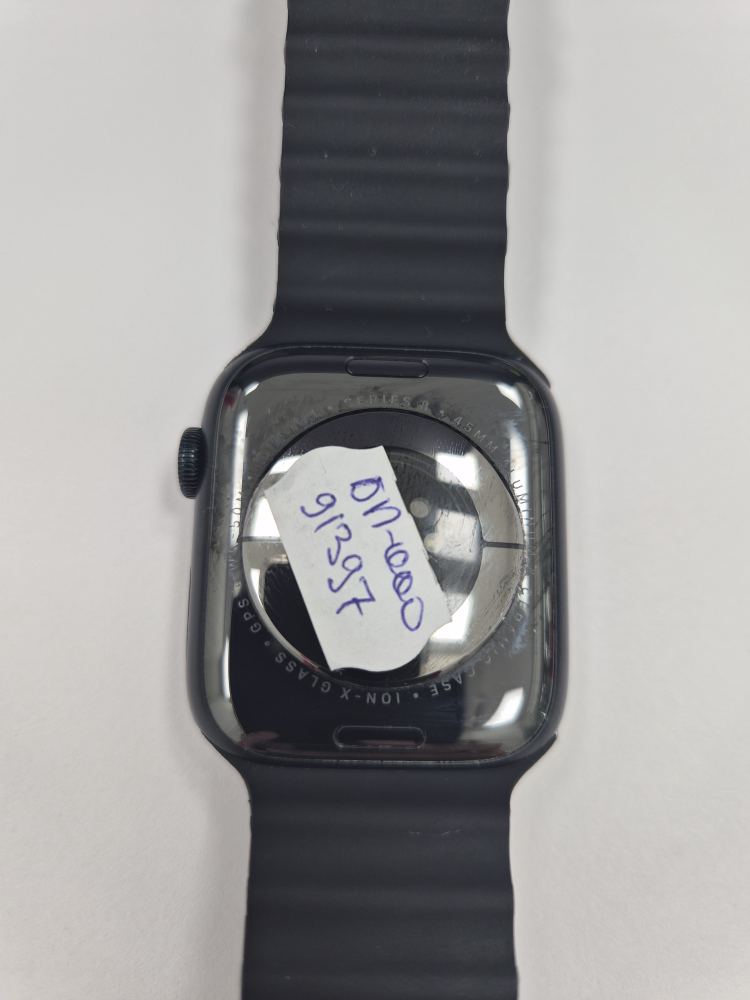 Смарт-часы Apple Watch 8 45 мм, чёрный