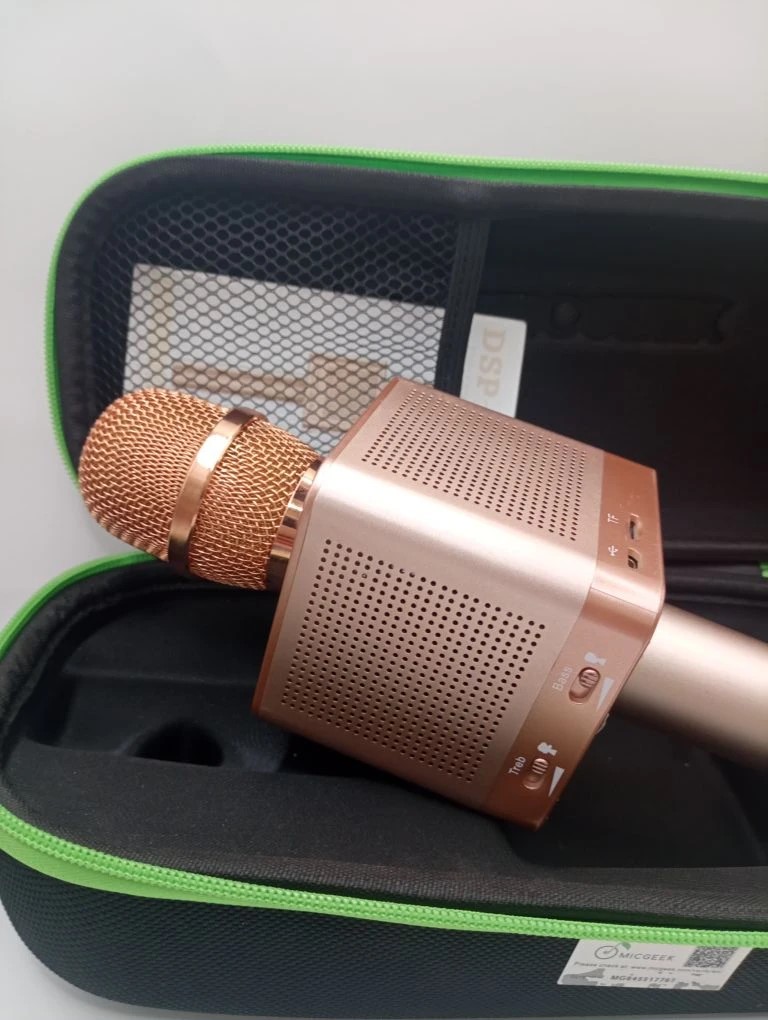 Bluetooth-колонка с микрофоном-1