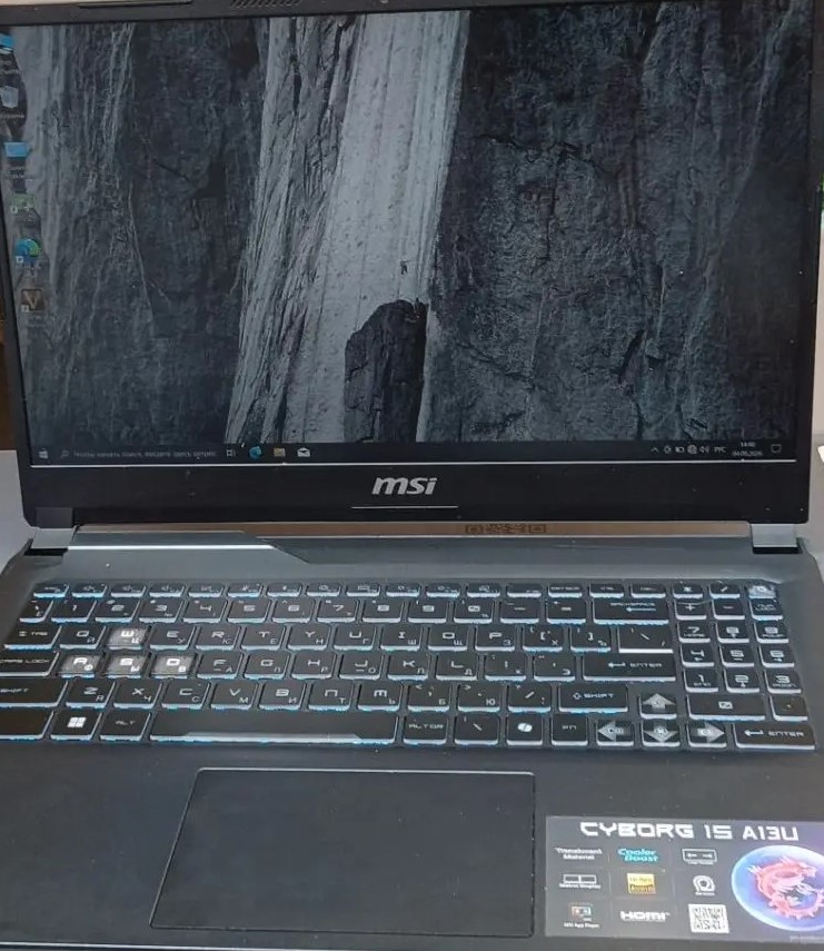 Ноутбук MSI CYBIRG 15 A13U, чёрный-1