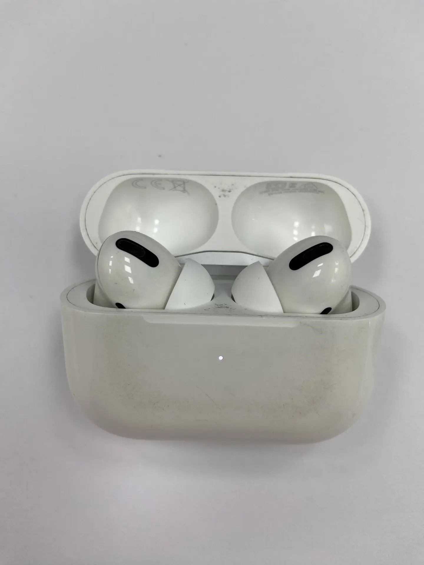 Беспроводные наушники Apple AirPods Pro