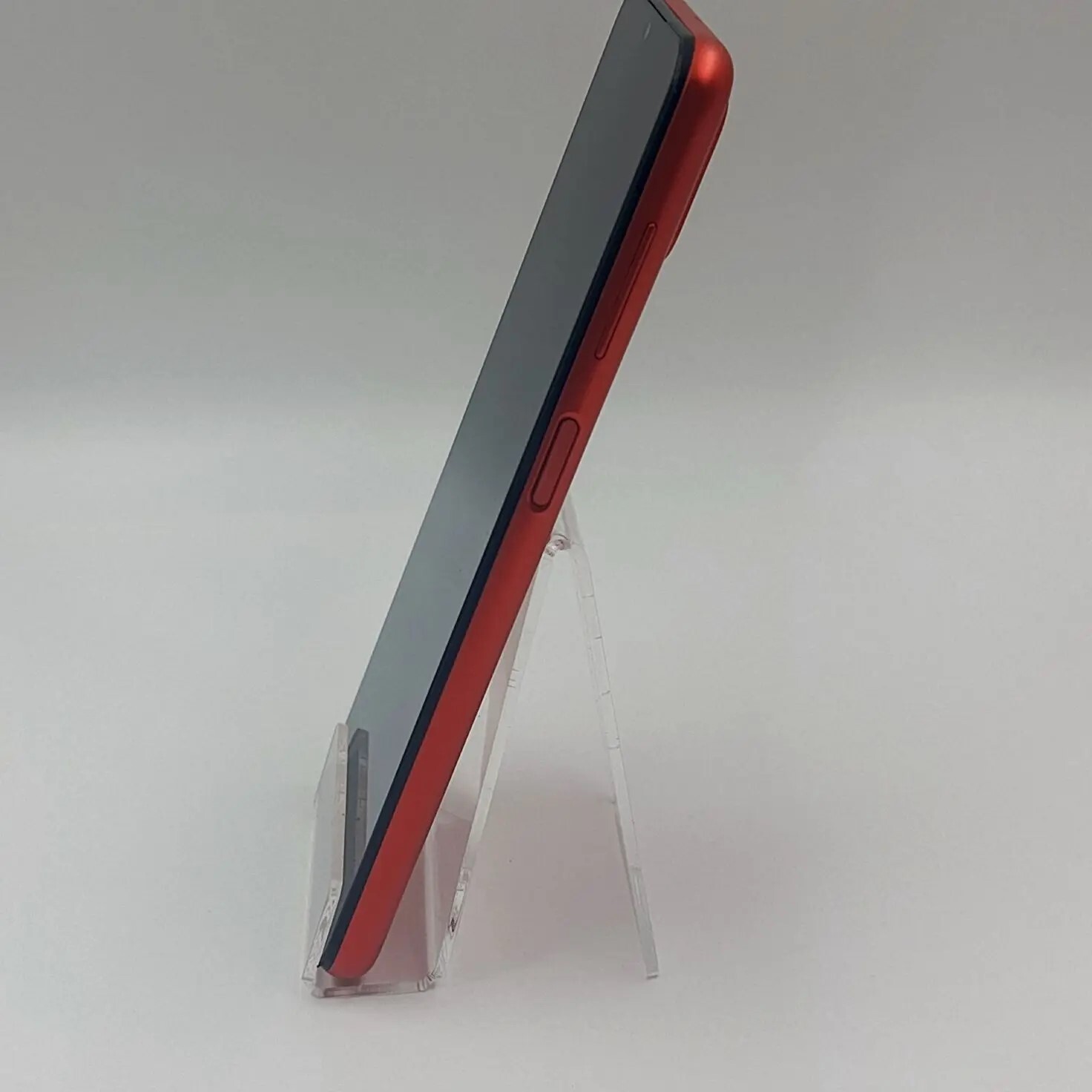 Samsung Galaxy A12 3/32 ГБ, цвет красный 354290372279165.Диагональ экрана 6, 5.Процессор MediaTek Hel