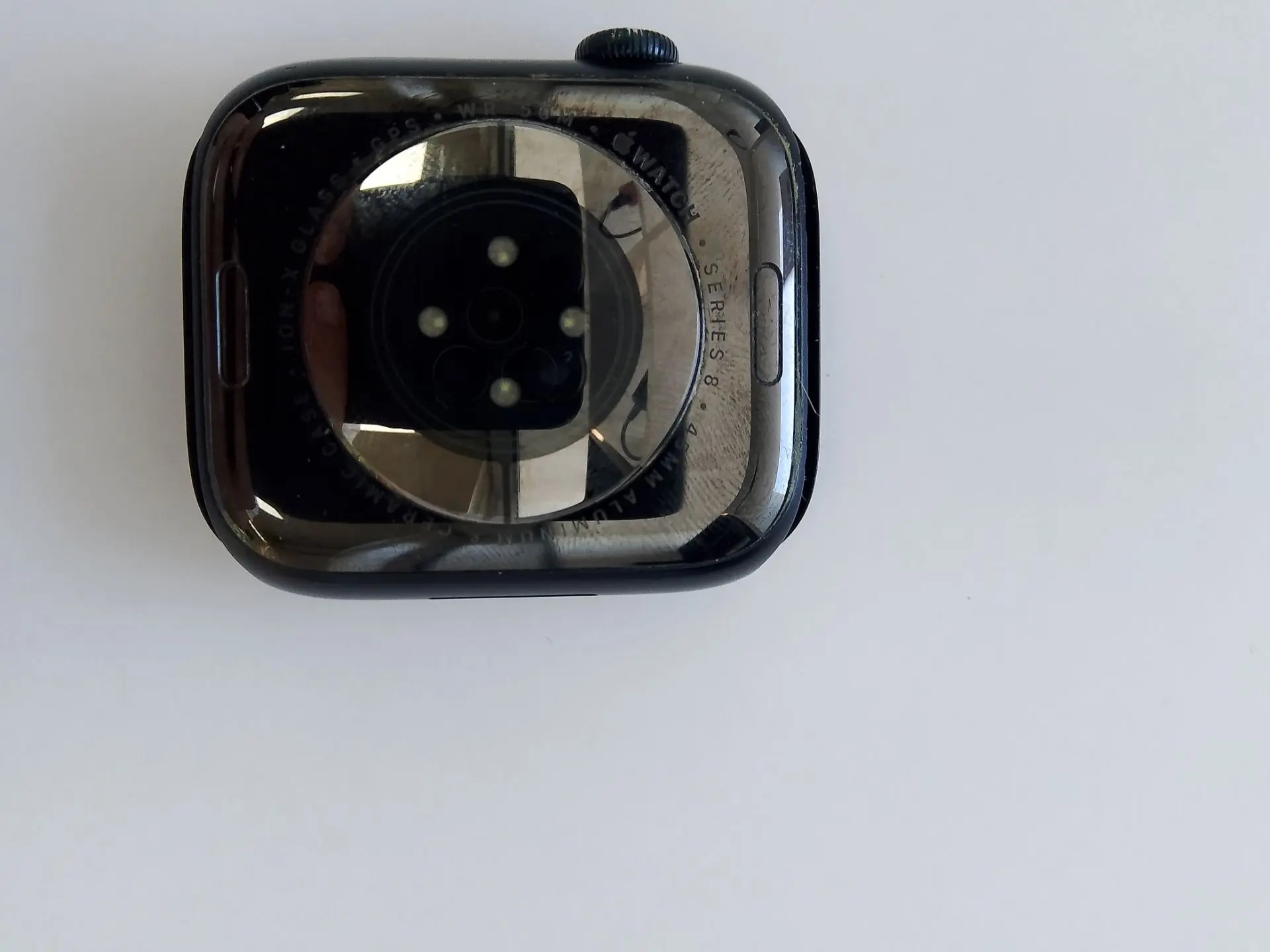 Умные часы Apple Watch Series 8, 45 мм-1