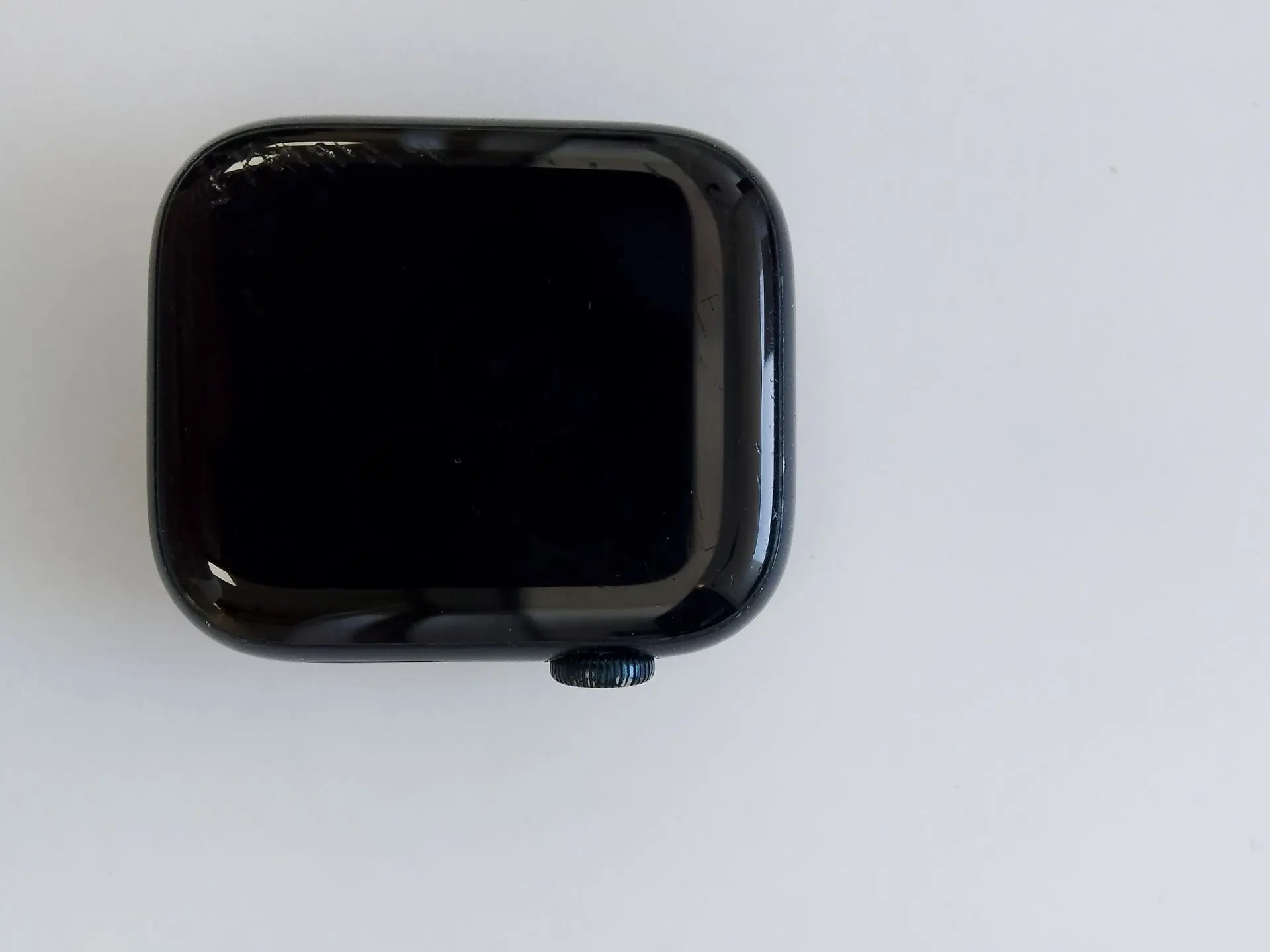 Умные часы Apple Watch Series 8, 45 мм