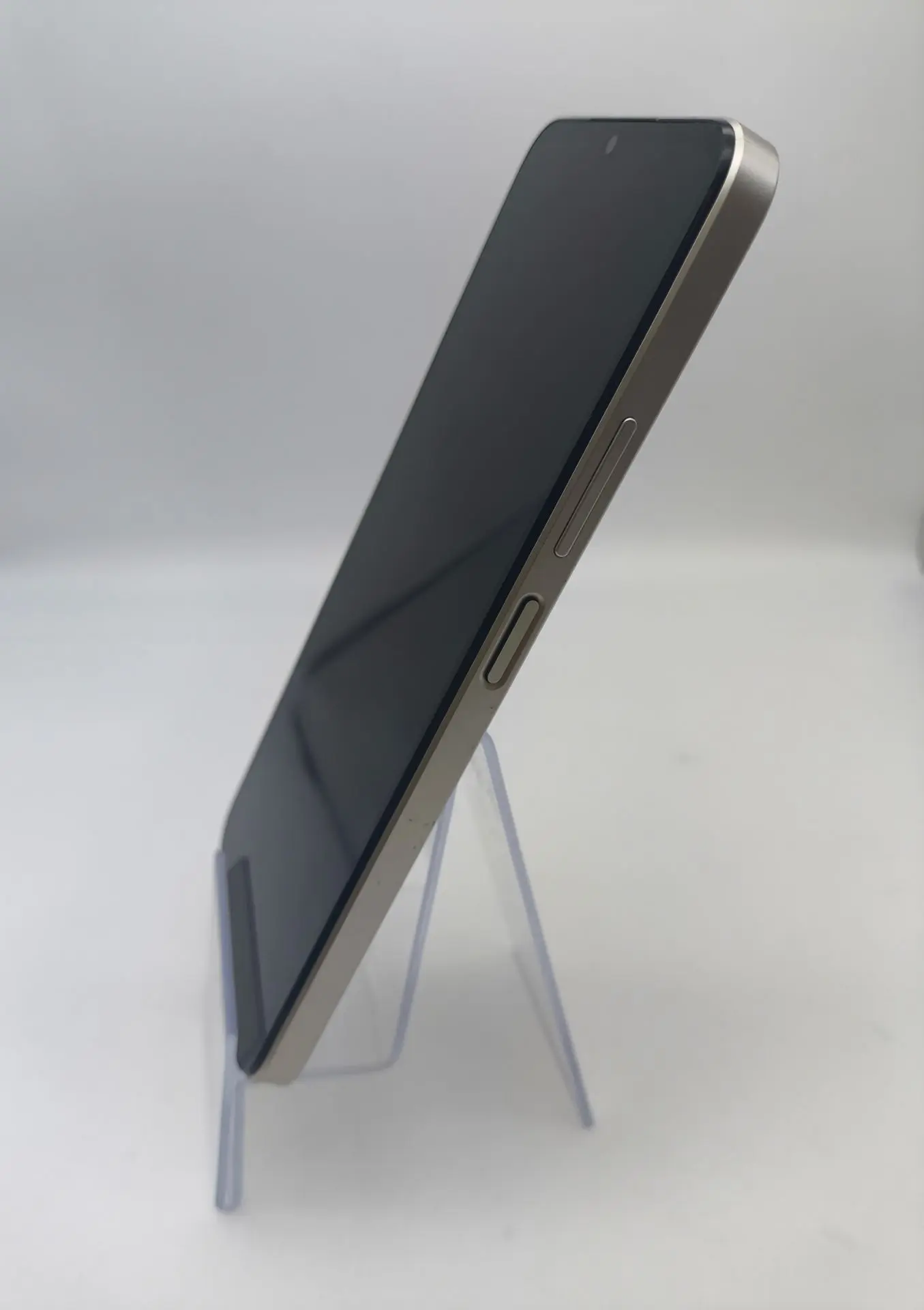 Смартфон Realme C33, 4/64 ГБ, серебряный