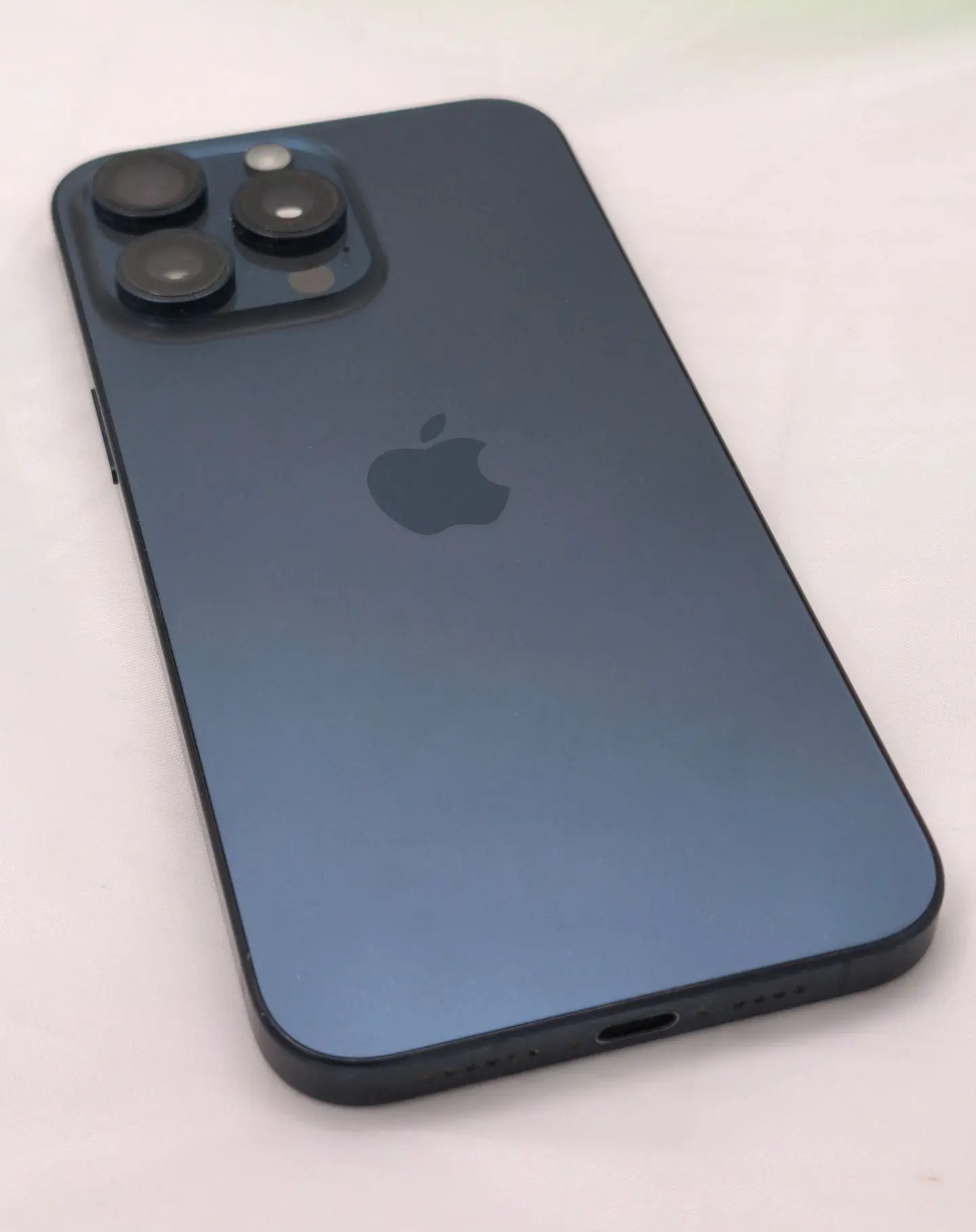 Смартфон Apple iPhone 15 Pro Max, 512 ГБ, синий